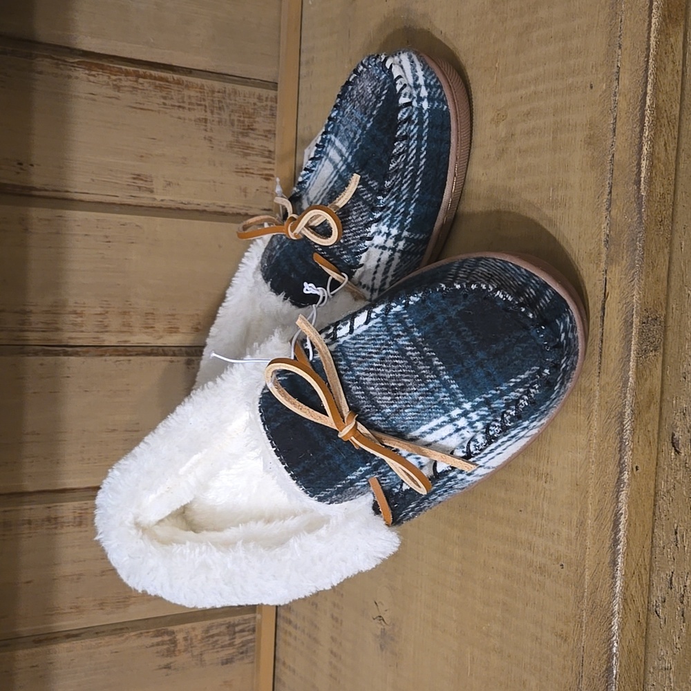 Sonoma Green White Plaid Slippers Womens Size Medium 7-8 New with Tags